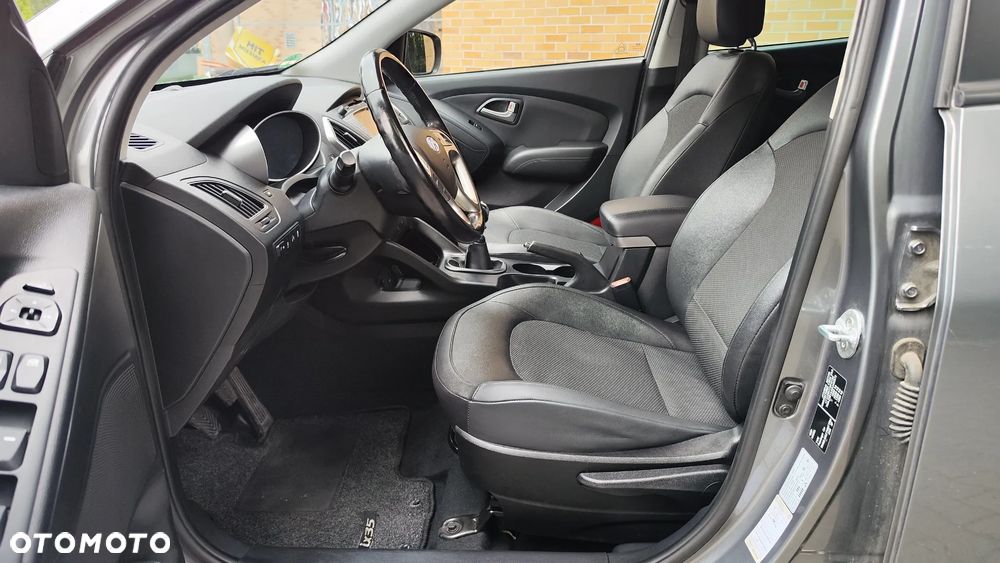 Hyundai ix35 1.6 2WD blue Style - 18