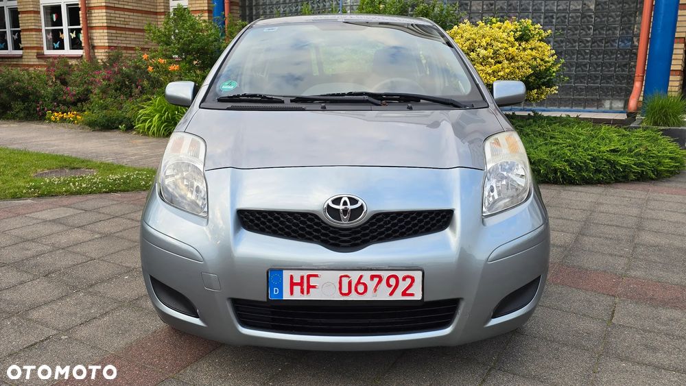 Toyota Yaris - 3