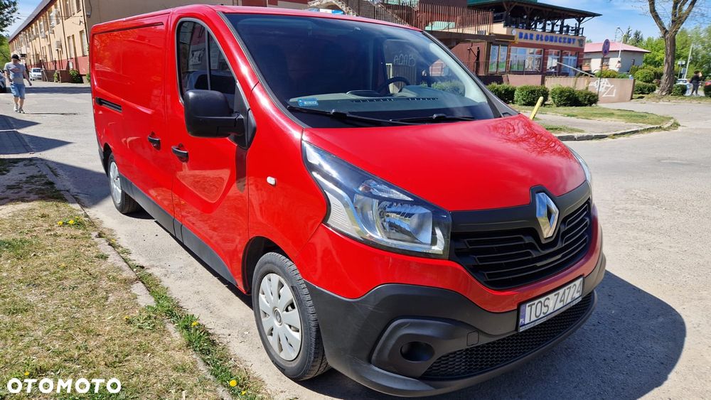 Renault TRAFIC - 1