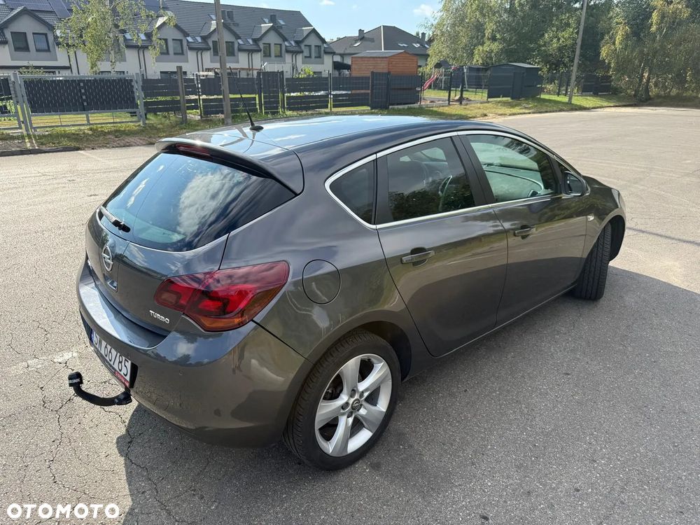 Opel Astra 1.4 Turbo Sport - 9