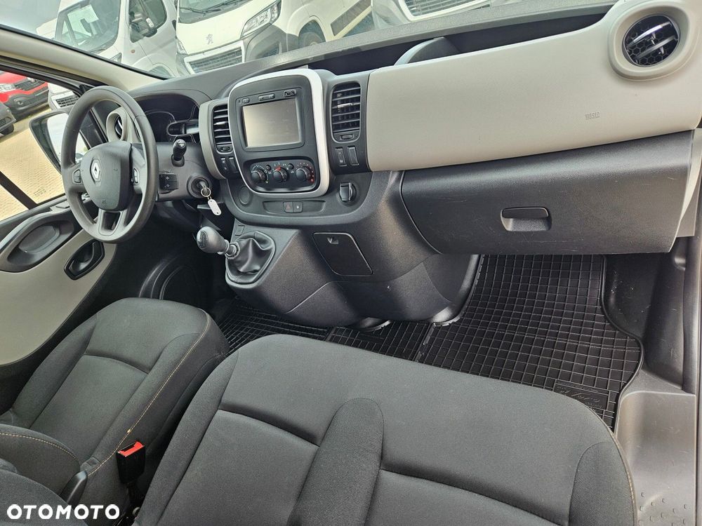 Renault Trafic Long *59999zł NETTO* Brygadówka 6 osób 1,6dCi/120KM - 25