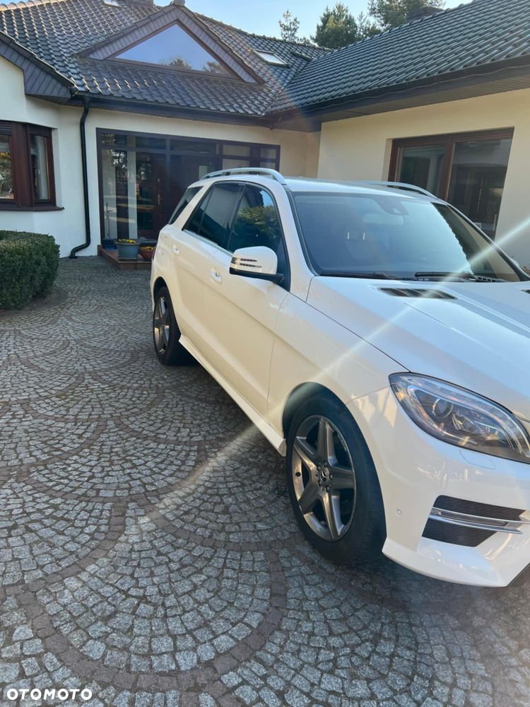 Mercedes-Benz ML - 4