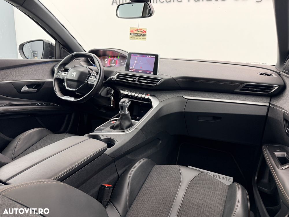 Peugeot 3008 1.2 PureTech Turbo S&S GT-Line - 33