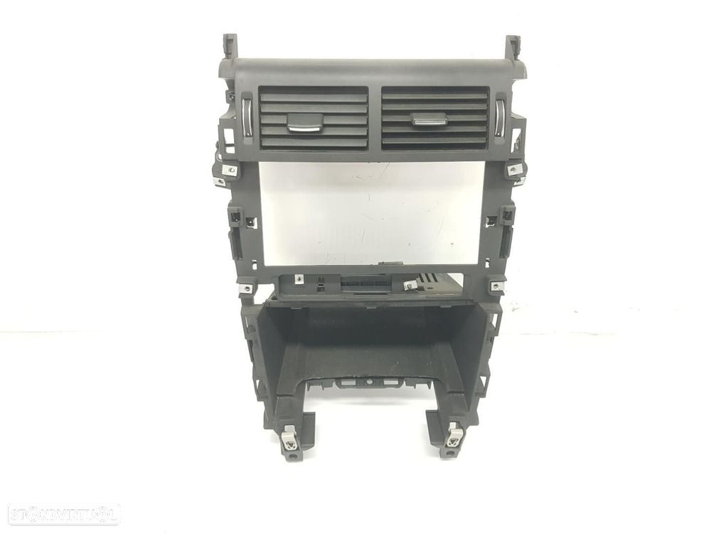 AERADOR LAND ROVER DISCOVERY SPORT - 1