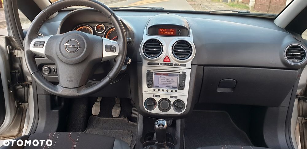 Opel Corsa 1.4 16V EcoFLEX Start-Stop 150 Jahre - 14