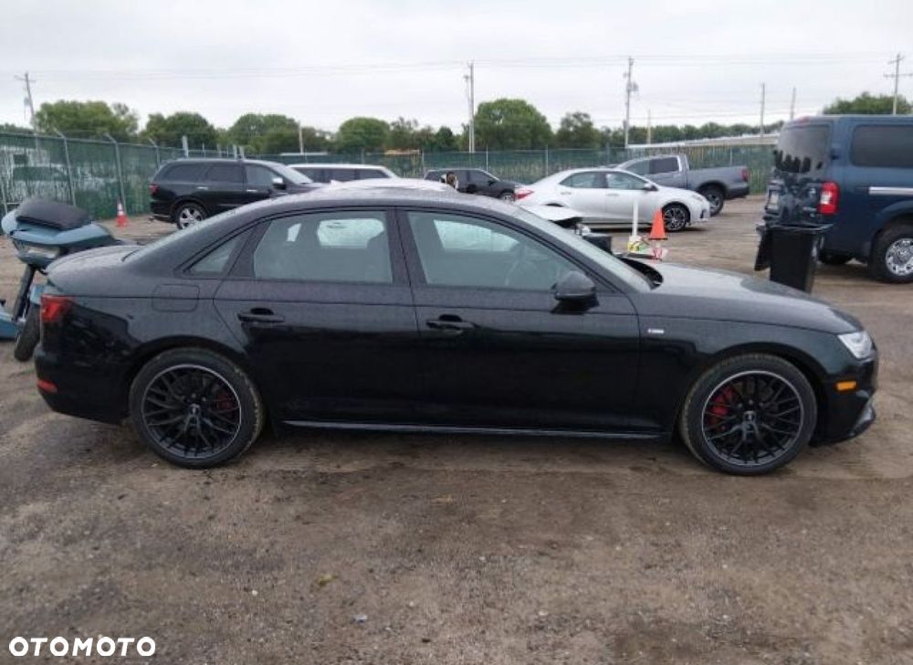 Audi A4 Limousine - 9