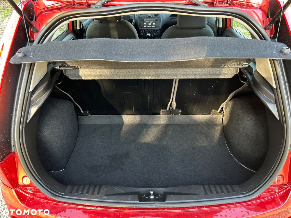 Ford Fiesta 1.3 Style - 34