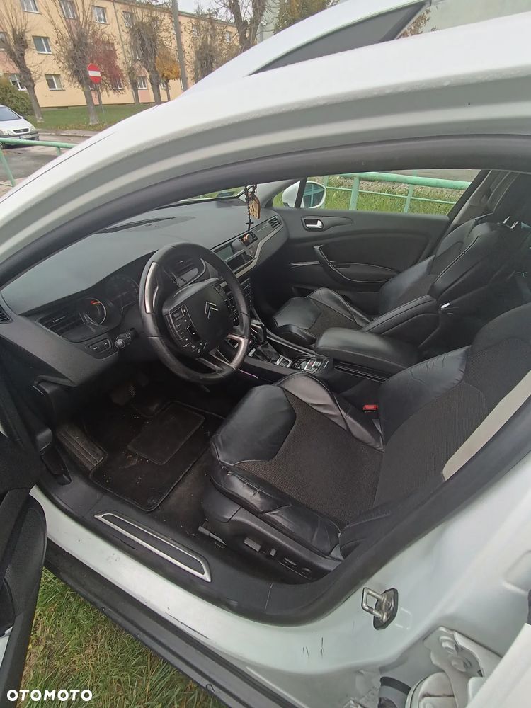 Citroen C5 2012 photo 4