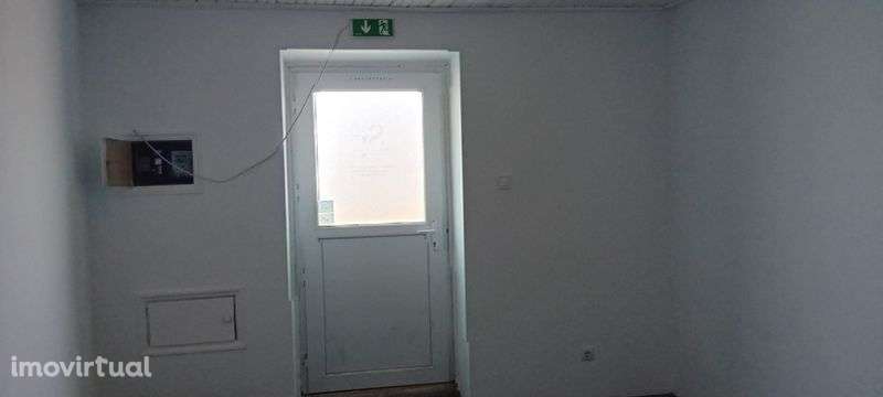 Loja em Arrifana, Santa Maria da Feira - Grande imagem: 2/3