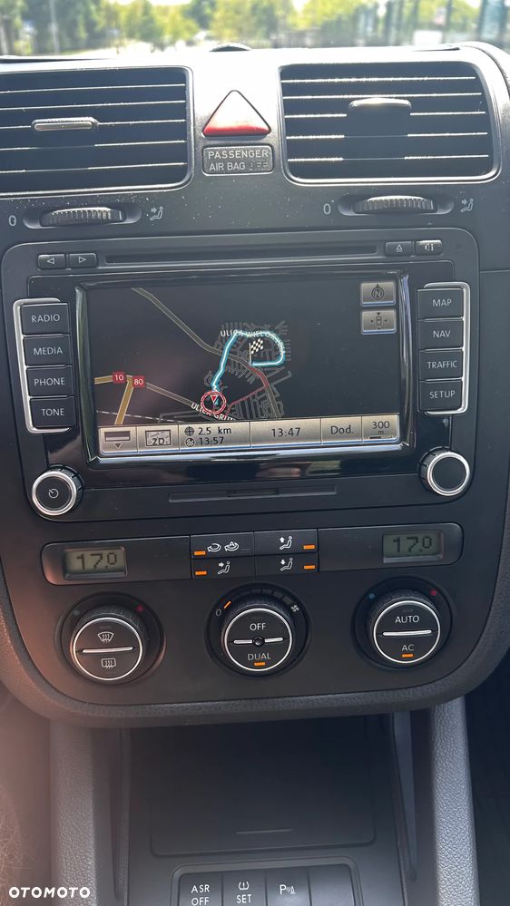 Volkswagen Jetta 1.9 TDI Comfortline - 15