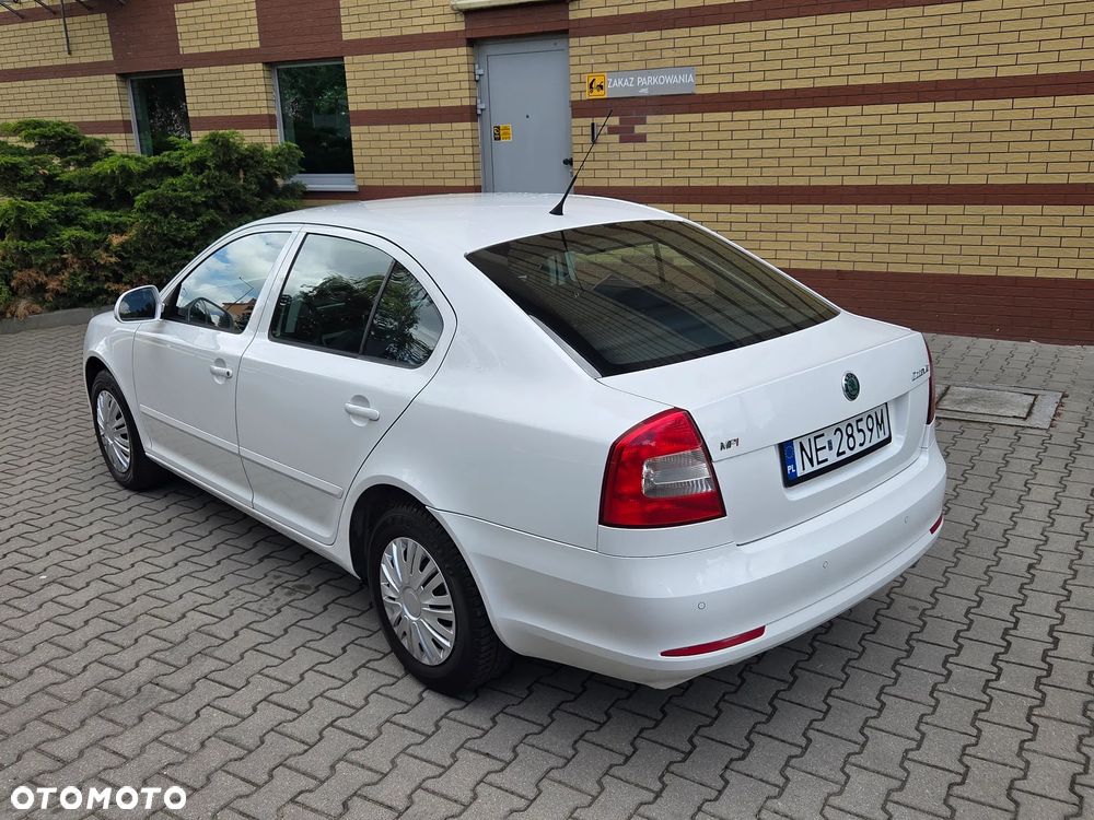 Skoda Octavia 1.6 Team Edition - 19