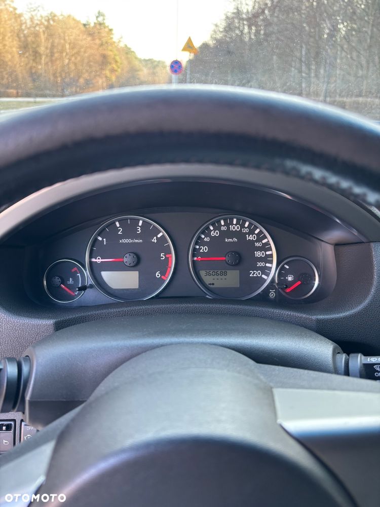 Nissan Pathfinder 2.5 DCi Elegance / LE - 10