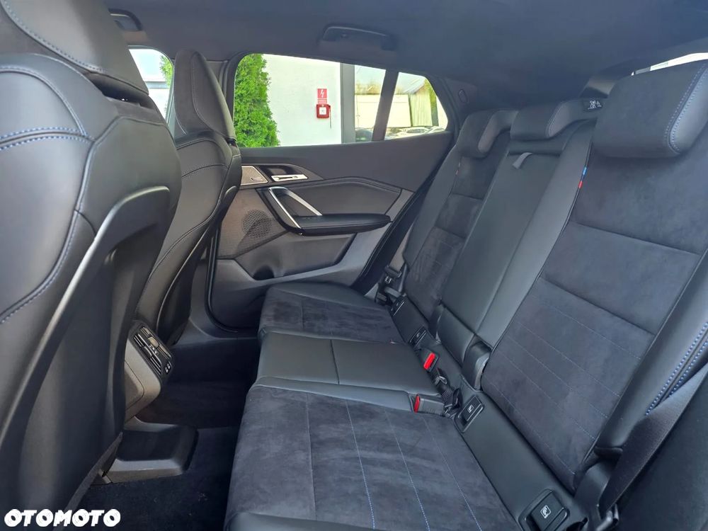 BMW X2 - 16