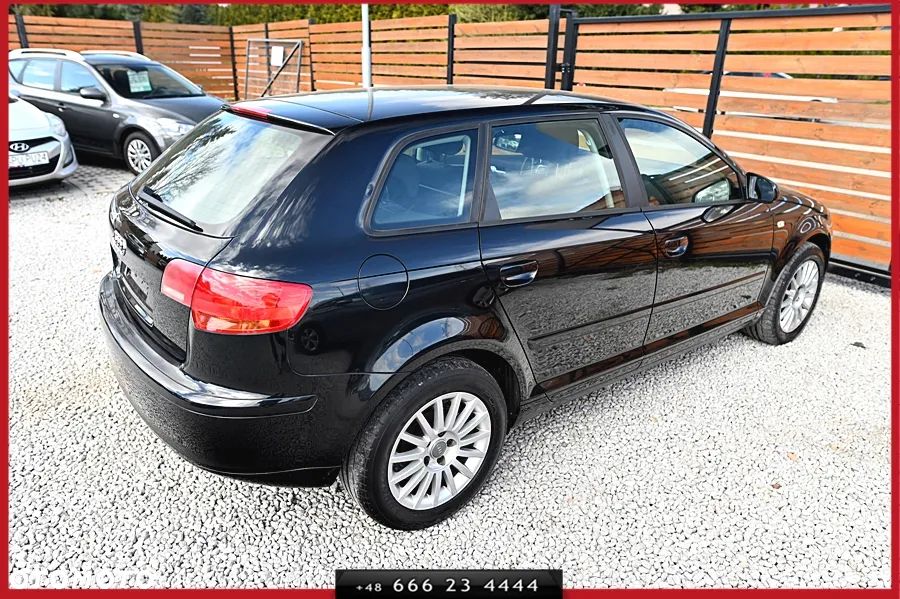 Audi A3 Sportback 1.4 TFSI Ambiente - 13