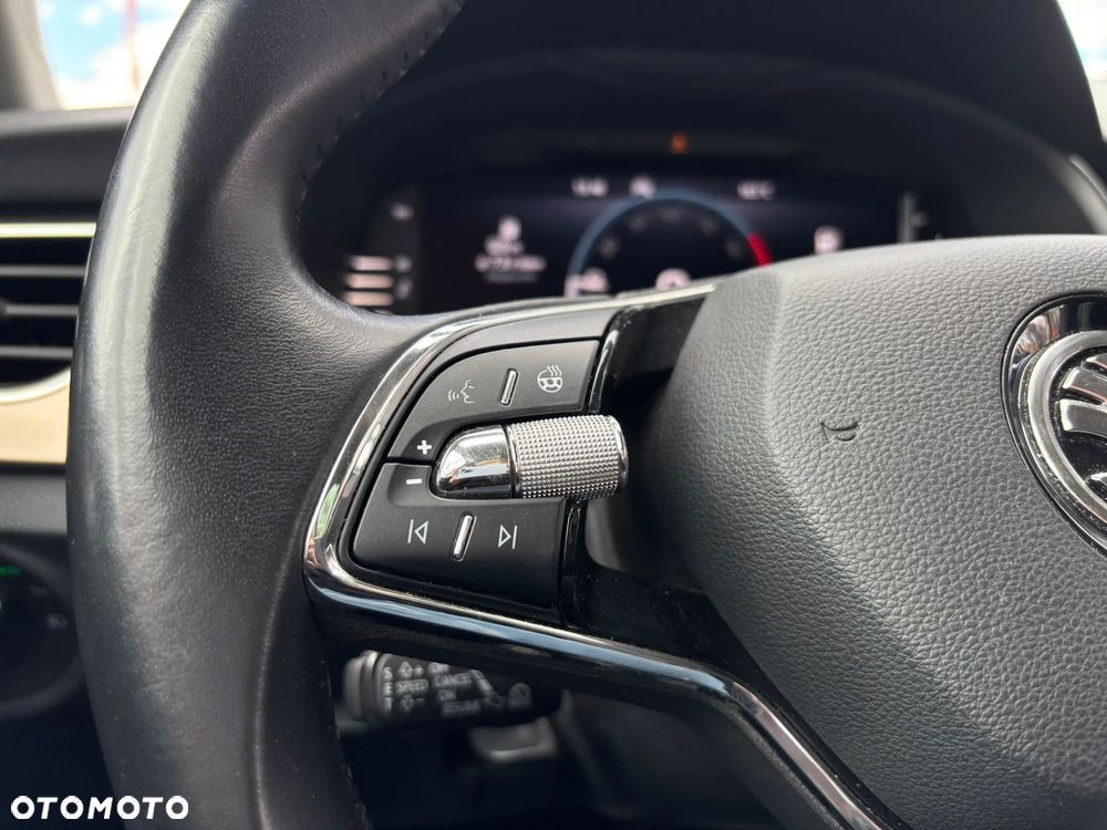 Skoda Kamiq 1.0 TSI Style - 22