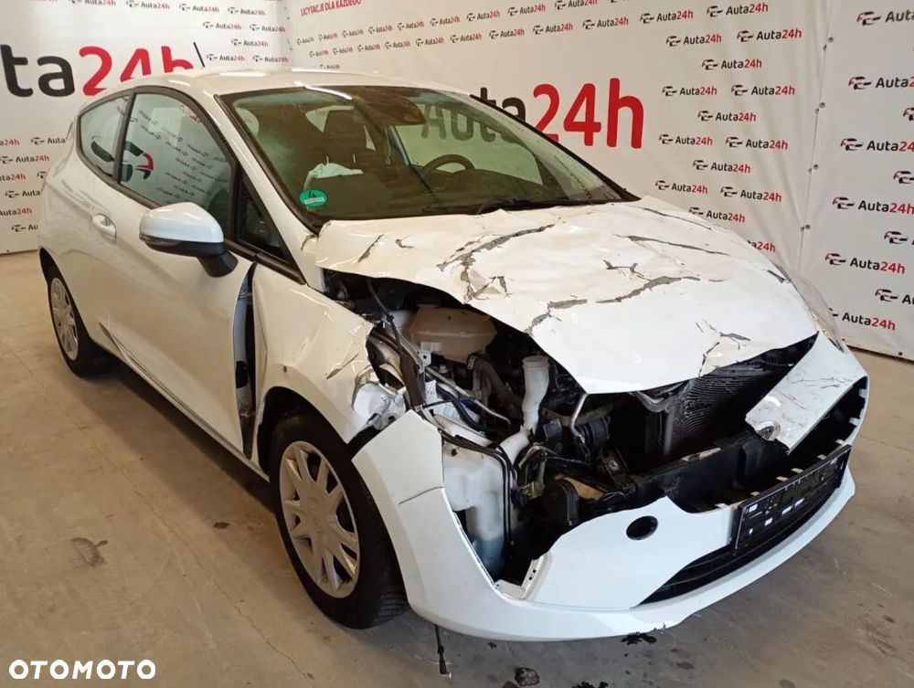 Ford Fiesta 1.1 S&S TREND - 6