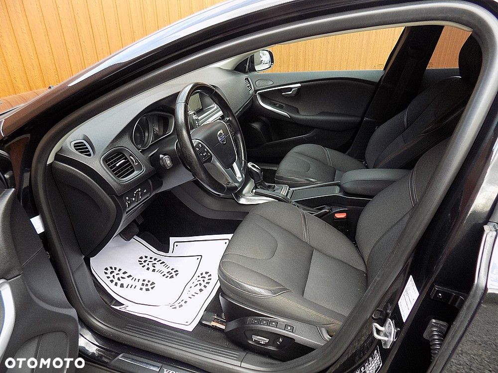 Volvo V40 Cross Country T4 AWD Momentum - 5