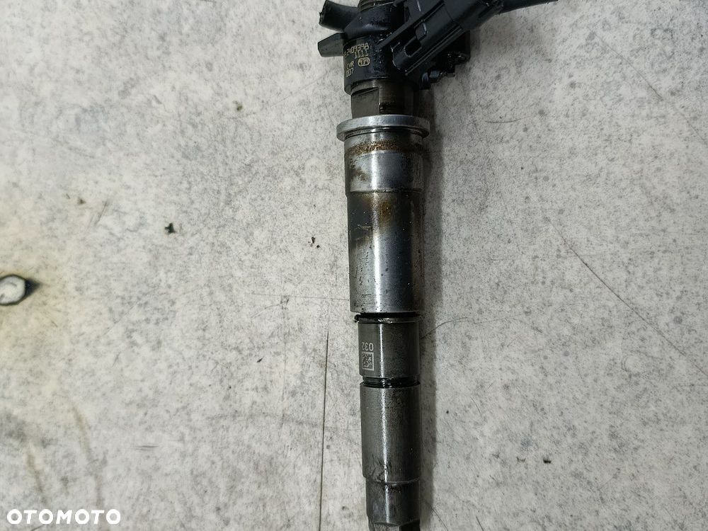 WTRYSKIWACZ RENAULT LAGUNA III 2409398 0445115007  BOSCH 2.0 DCI - 1