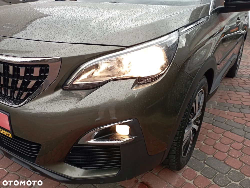 Peugeot 3008 1.2 PureTech Active S&S EAT6 - 26