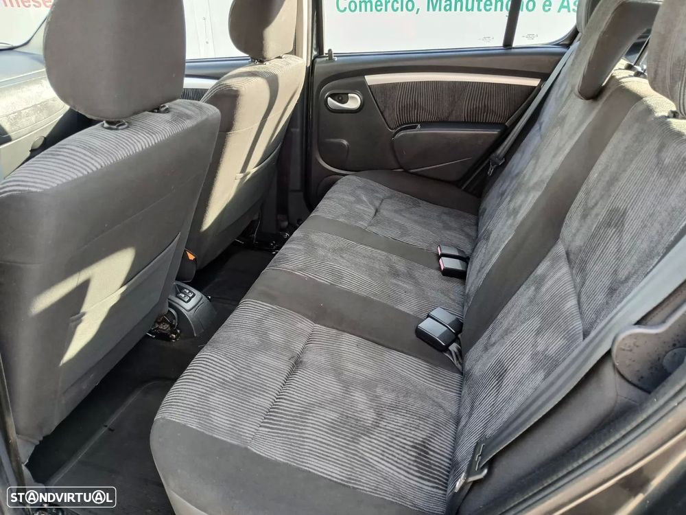 Dacia Sandero 1.5 dCi Confort - 21