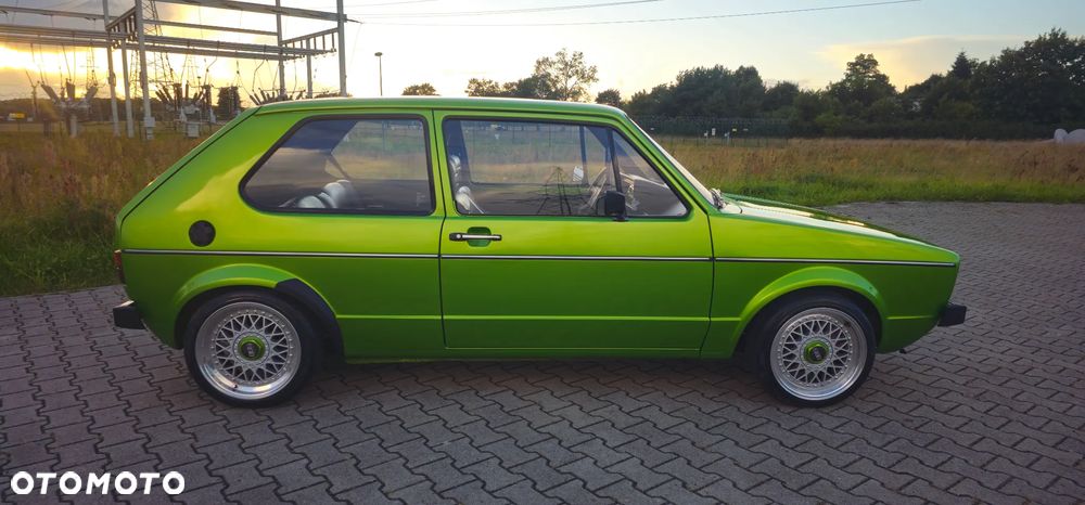 Volkswagen Golf - 9