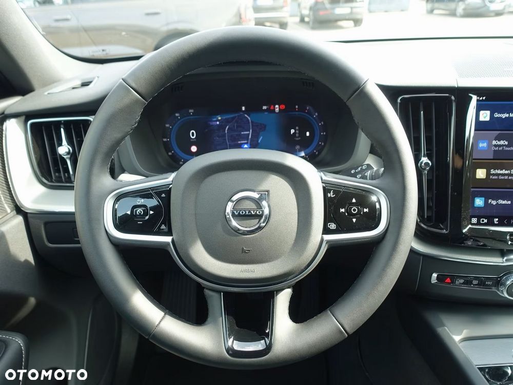 Volvo XC 60 B5 B AWD Plus Black Edition - 15