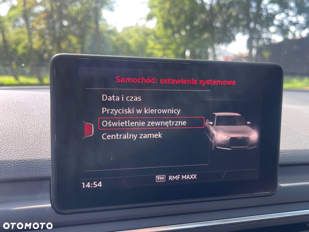 Audi A4 Limousine 2.0 TDI - 24