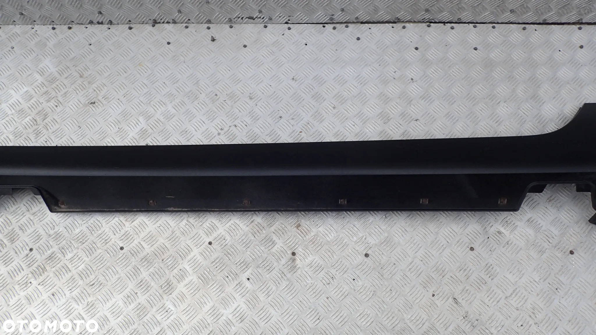 PRÓG LISTWA PROGOWA LEWA HYUNDAI IX35 87753-2S000 / 87754-2S000 - 4