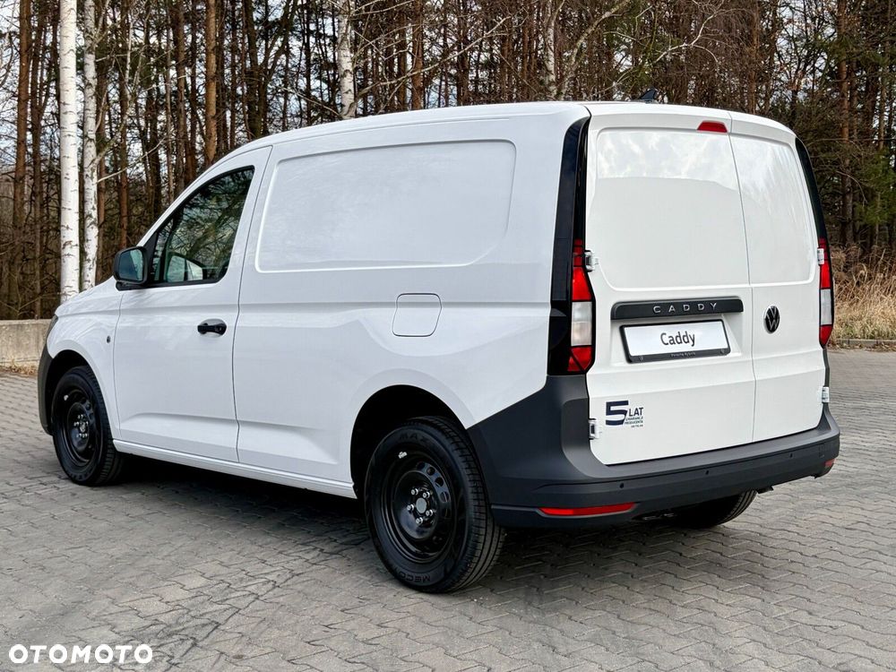 Volkswagen Caddy Cargo silnik: 2,0 l TDI EU6 SCR  75 kW skrzynia biegów: manualna 6 -biegowa rozstaw osi: 2755 mm - 8