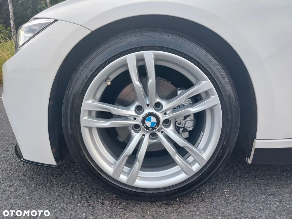 BMW Seria 3 320d M Sport EU6 - 11