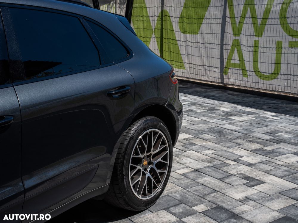 Porsche Macan - 14