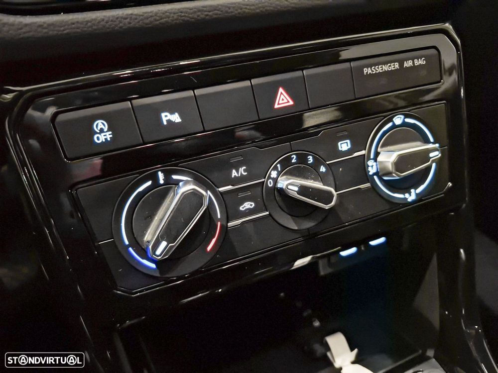 VW T-Cross 1.0 TSI Urban - 18