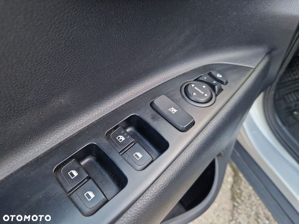 Kia Stonic - 15