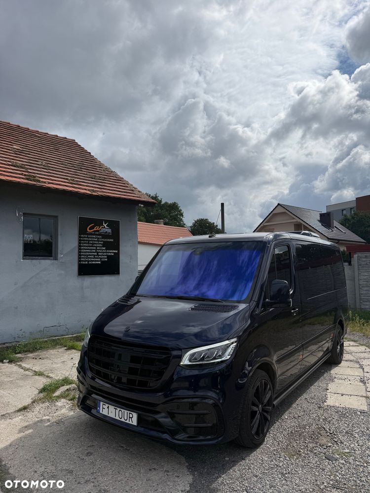 Mercedes-Benz Sprinter - 33