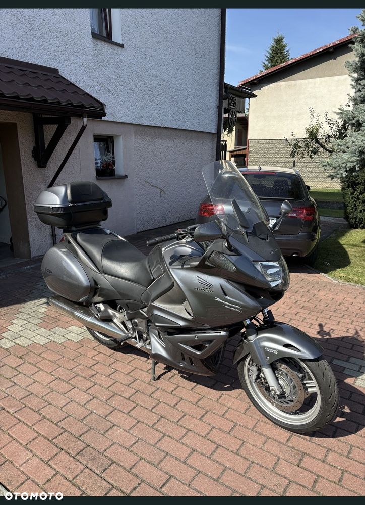 Honda Deauville - 1