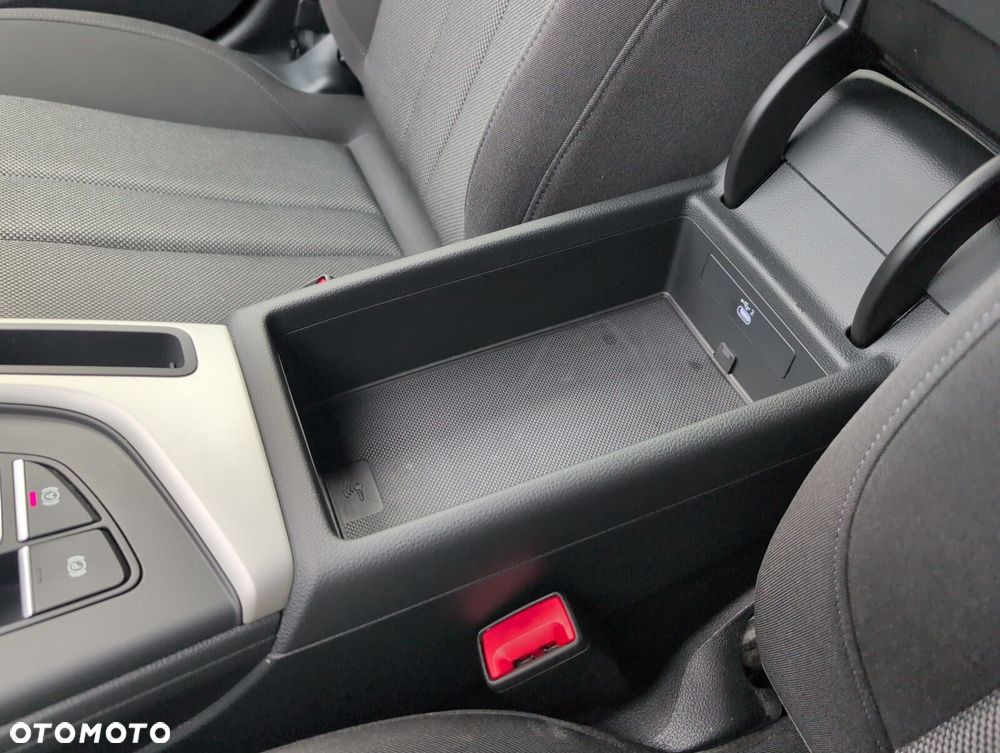 Audi A4 Limousine 35 TFSI mHEV Advanced S tronic - 30