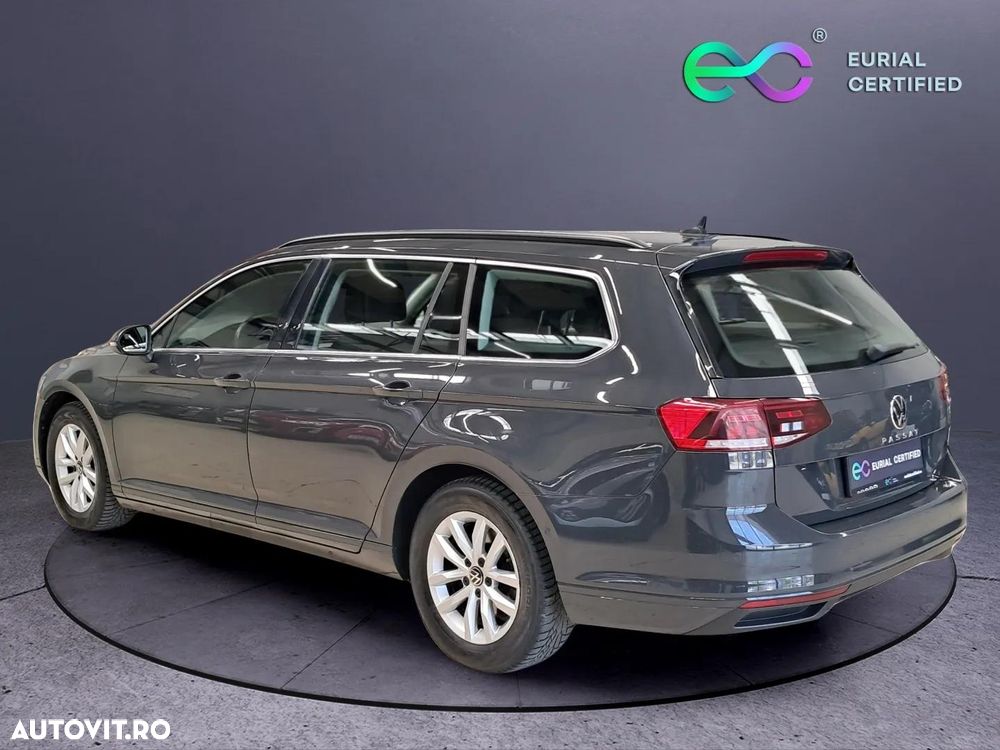 Volkswagen Passat 2.0 TDI DSG Comfortline - 4
