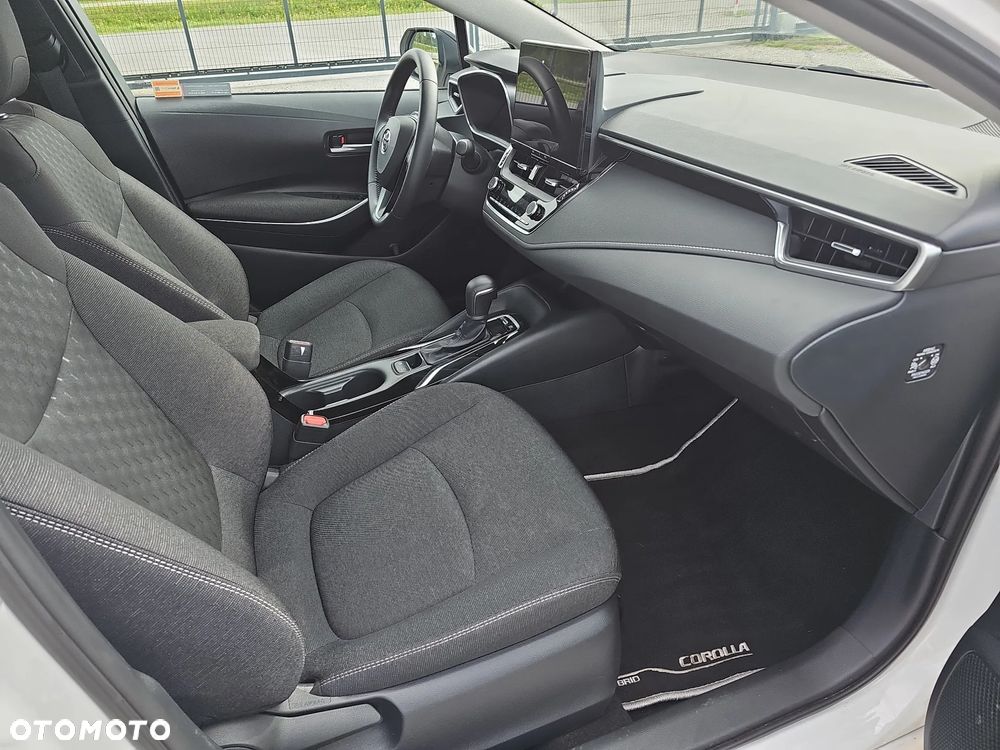Toyota Corolla 1.8 Hybrid Comfort - 21