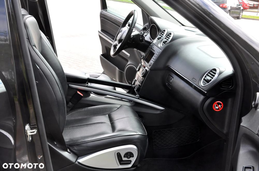 Mercedes-Benz GL 350 CDI - 25