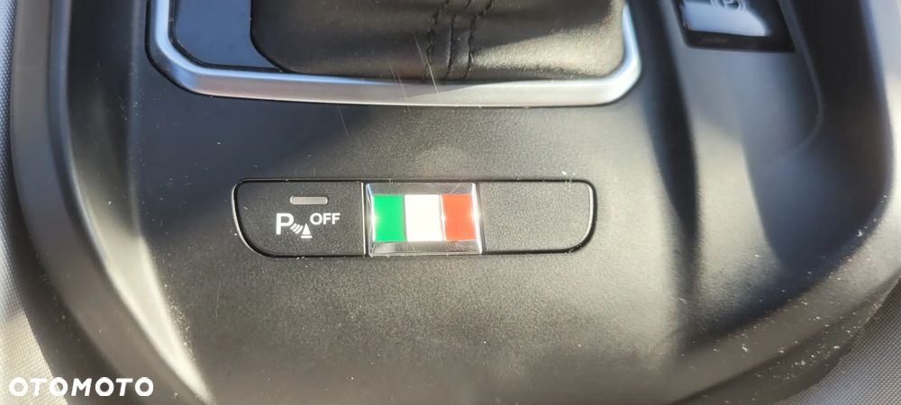 Alfa Romeo Tonale 1.5 T4 GSE mHEV Veloce DCT - 30
