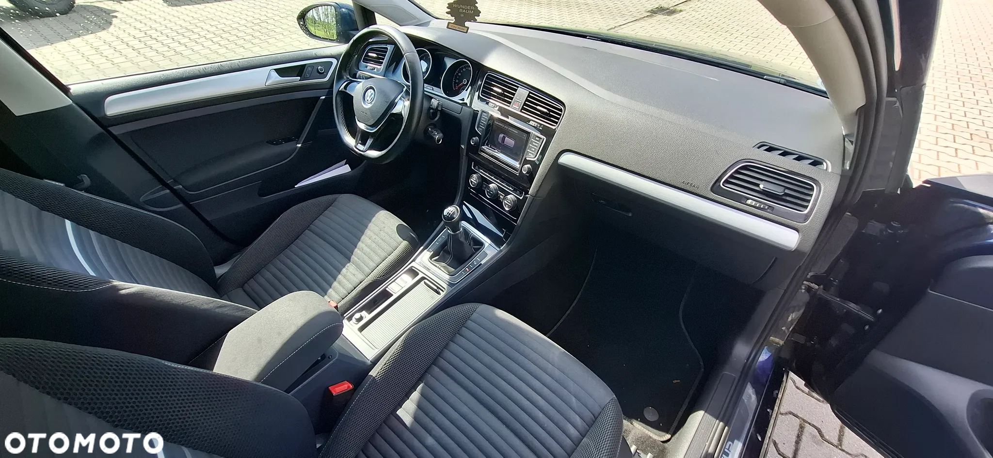 Volkswagen Golf 1.2 TSI BlueMotion Technology Cup - 9