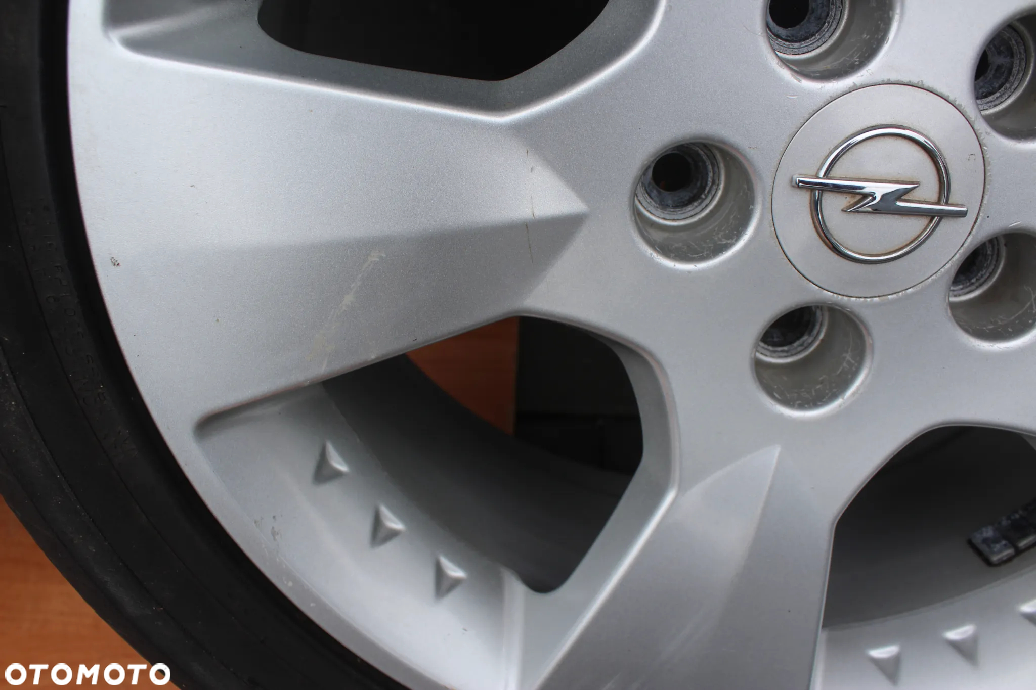 KOŁA FELGI ALUMINIOWE OPONY OPEL ZAFIRA A B ASTRA H VECTRA C SIGNUM 17 CALI 5X110 ET47 225/45/17 - 10
