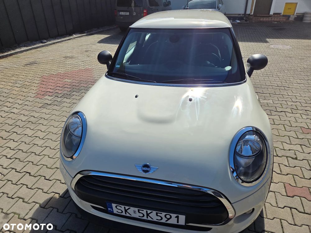 MINI ONE Standard - 18