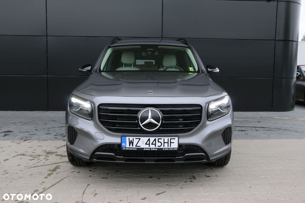 Mercedes-Benz GLB - 2