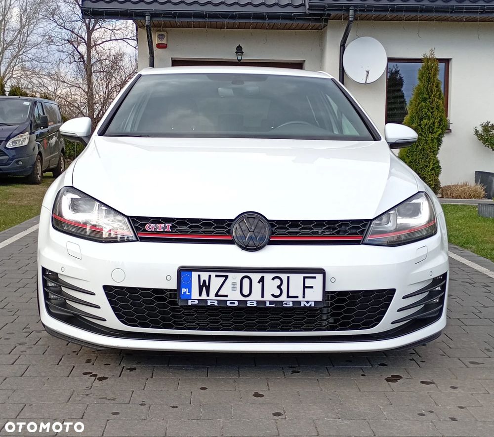 Volkswagen Golf - 7