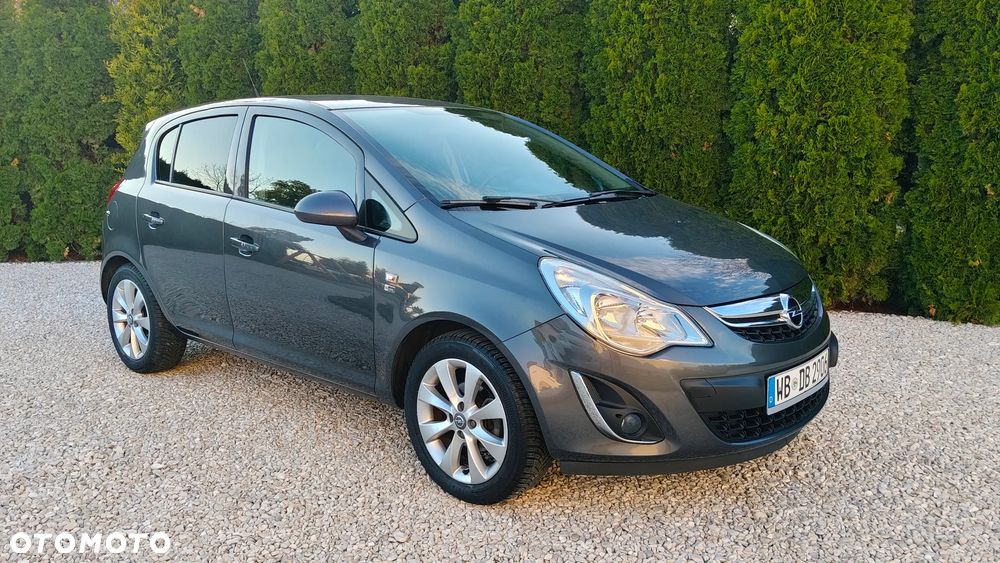 Opel Corsa 1.2 16V Cosmo - 13