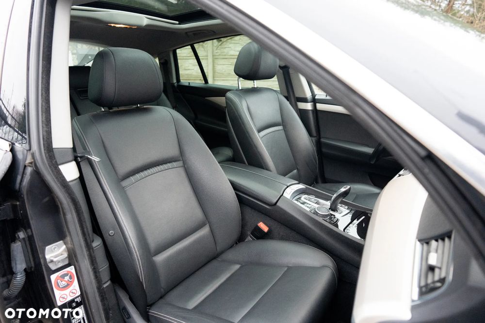 BMW 5GT 520d Luxury Line - 14