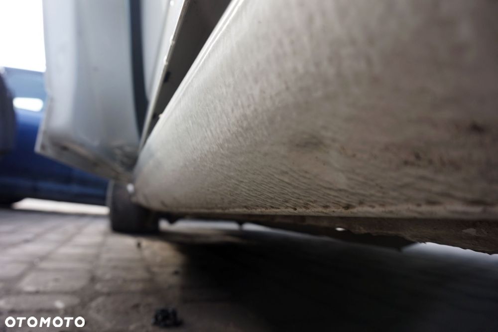 ĆWIARTKA PRÓG SŁUPEK LEWY FABIA III NJ5 LIFT KOMBI LF9E  SKODA 2018-2021 - 1