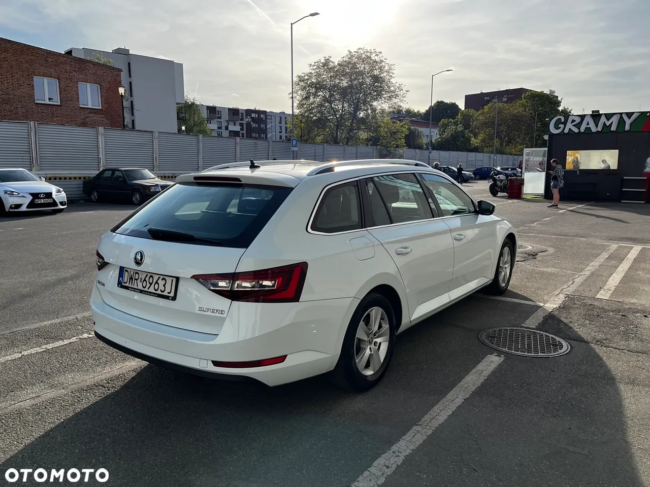 Skoda Superb 1.8 TSI Ambition DSG - 5