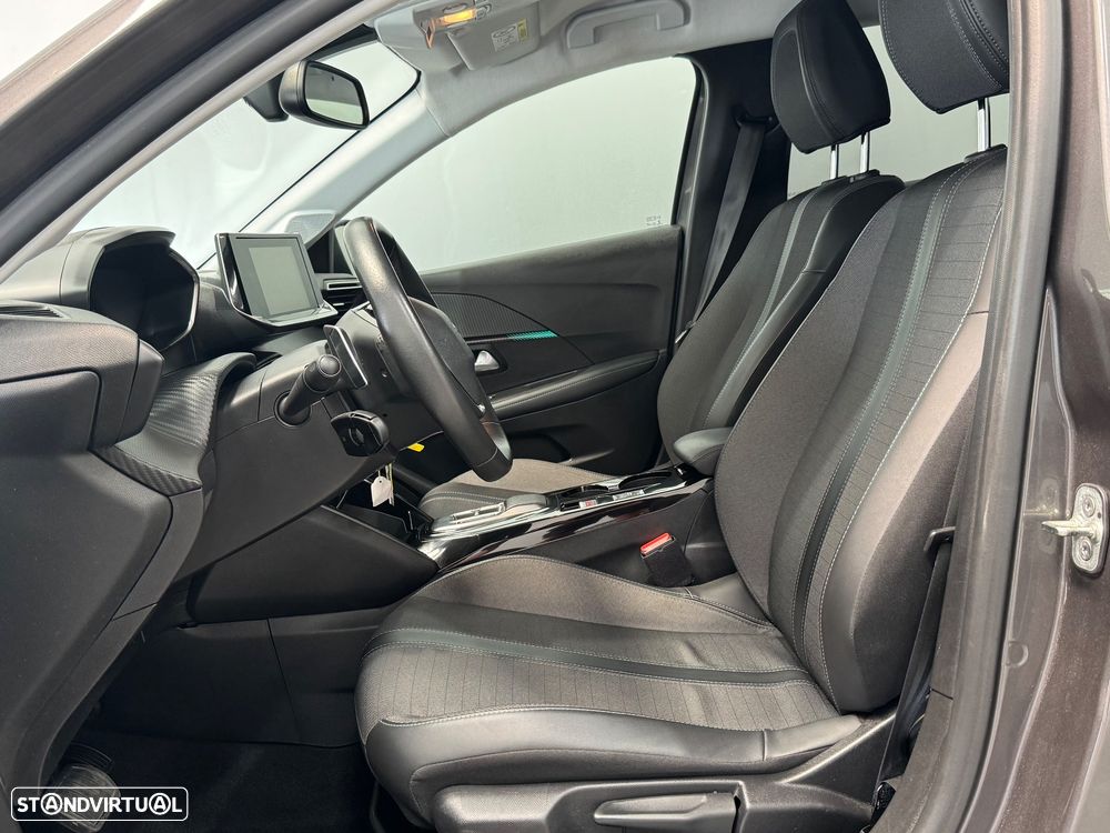 Peugeot 208 1.2 PureTech Allure Pack EAT8 - 24